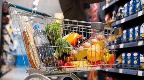 Cómo llevarte la compra sin pagar la bolsa en Mercadona. El truco viral de supermercado que triunfa en las redes sociales
