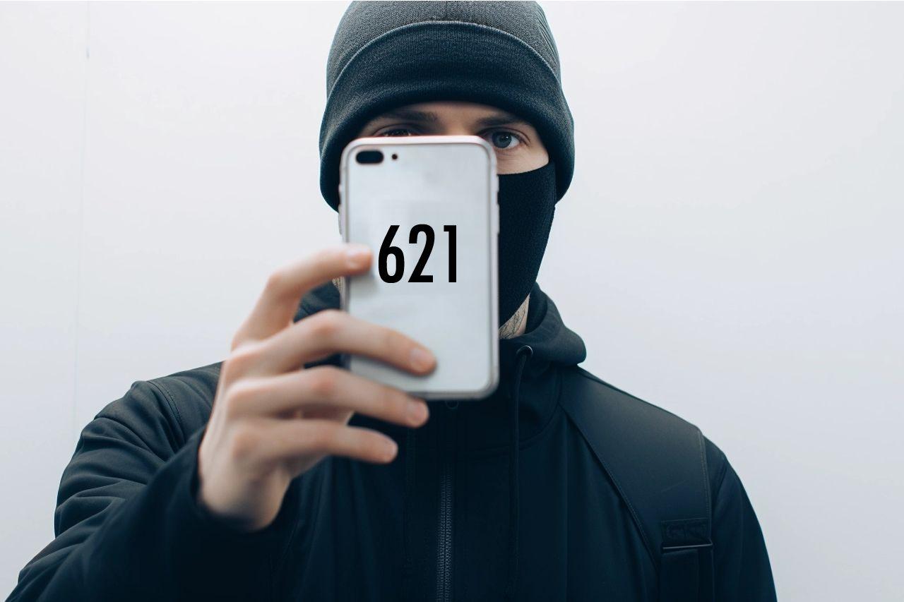 Hacker con teléfono que empieza por 621. Codigo2 Studios